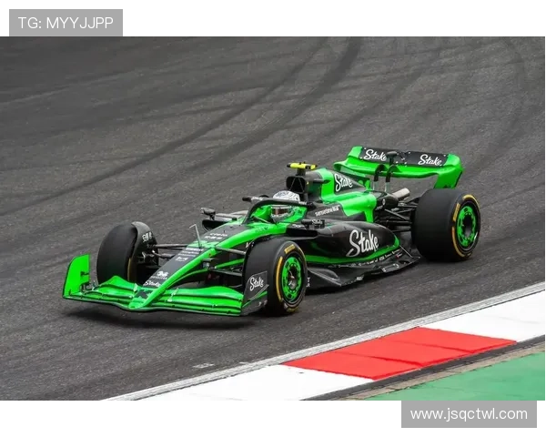 新赛季F1车队格局突变引发车迷热议展望未来竞争态势解读深度分析 新赛季F1车队格局突变引发车迷热议展望未来竞争态势解读深度分析