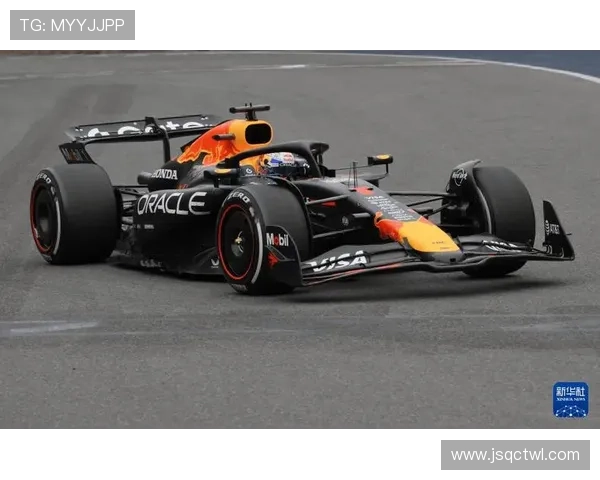 维斯塔潘再度称王红牛车队强势统治F1赛场新赛季悬念骤减