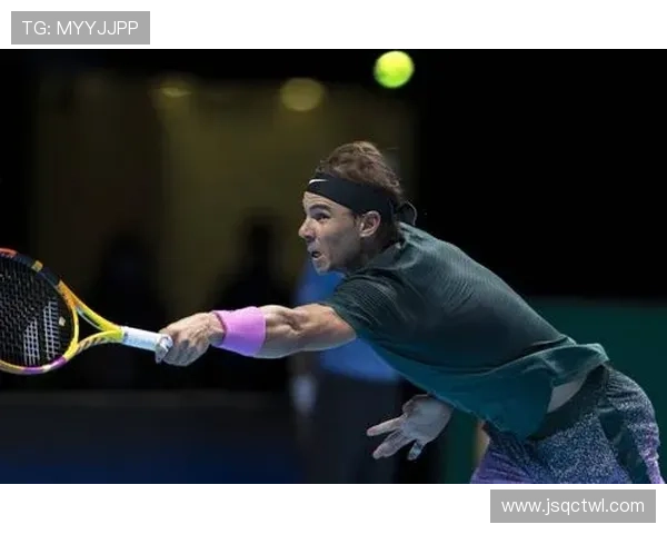 网球大师赛精彩回顾 纳达尔遭遇首次三连败 费德勒传奇岁月再现